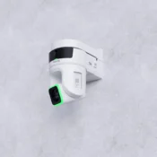 BirdDog XL Ultra Kamera için Duvar Montaj Aparatı (Beyaz)